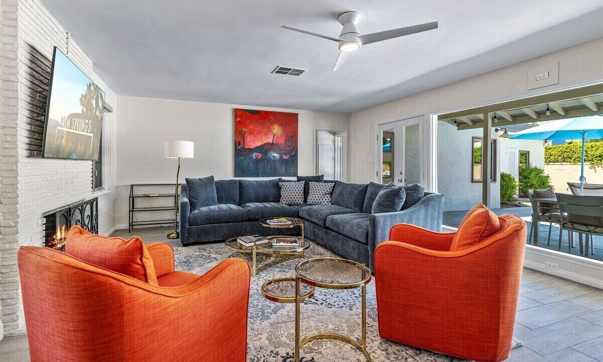 Photo of Livingroom in Deepwell Estates
