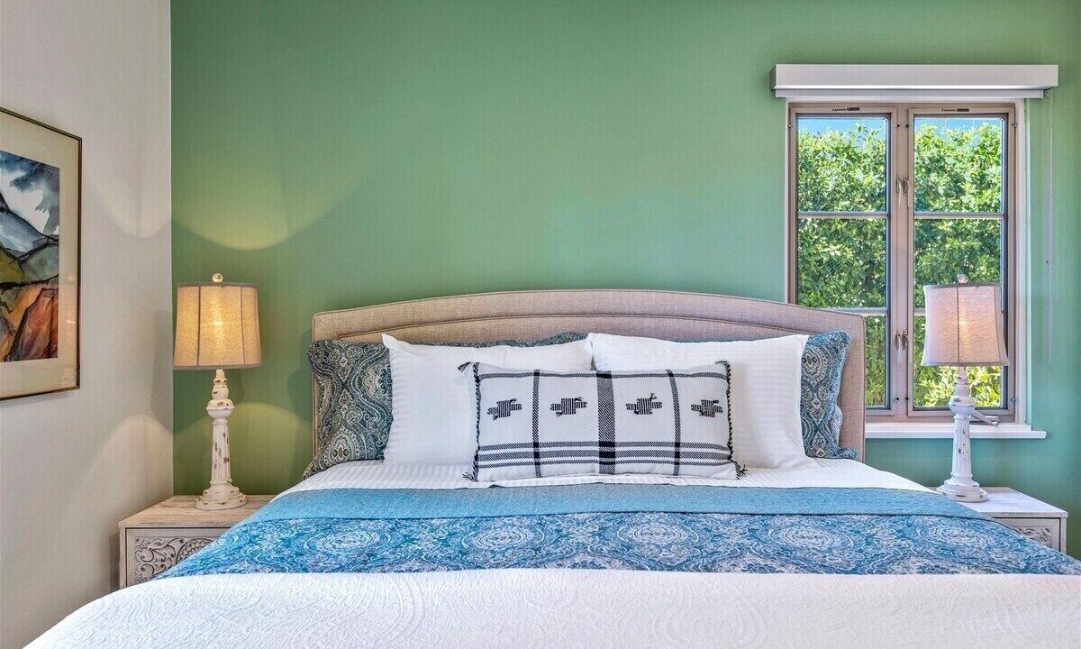 Photo of Bedroom in Deepwell Estates
