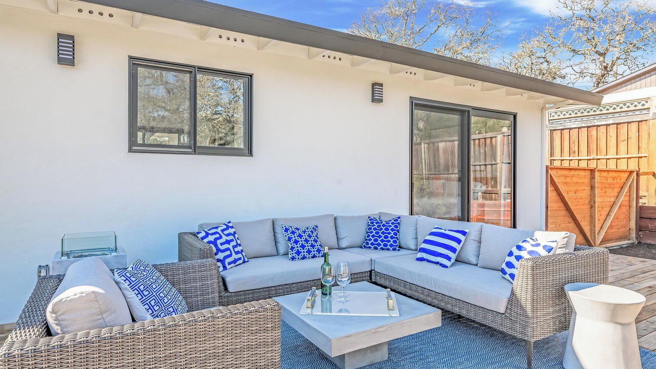 Photo of Patio Balcony in Boyes Hot Springs