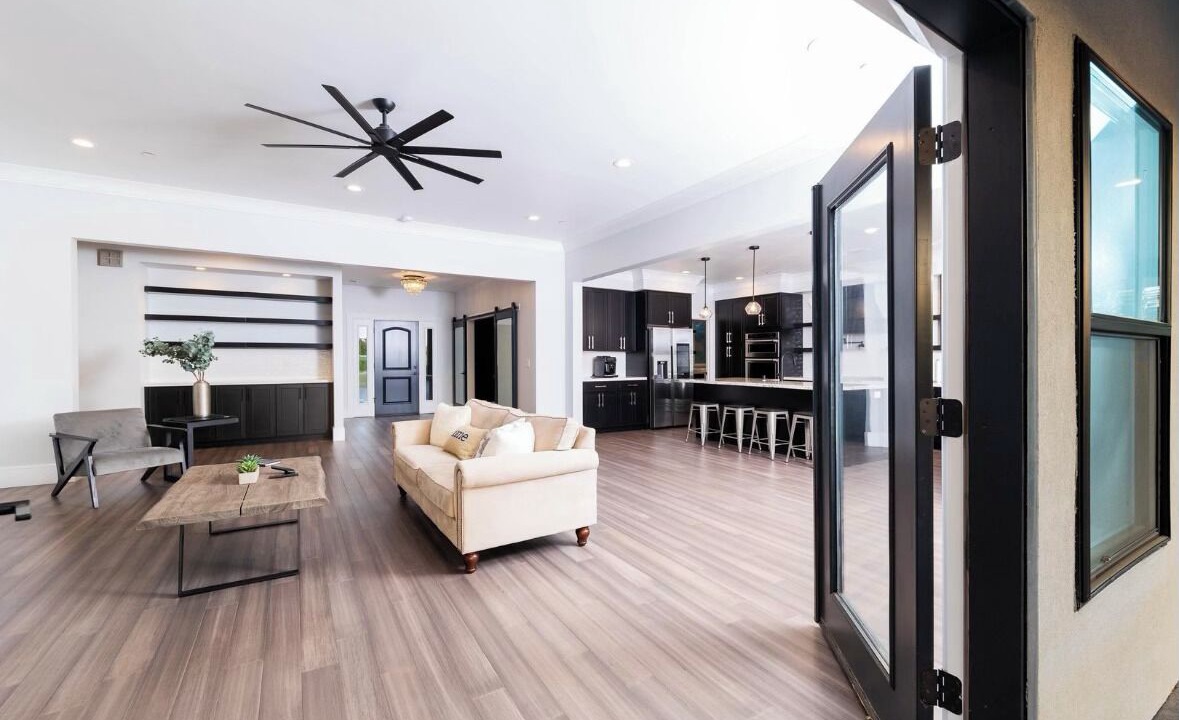 Photo of Livingroom in Red Bluff