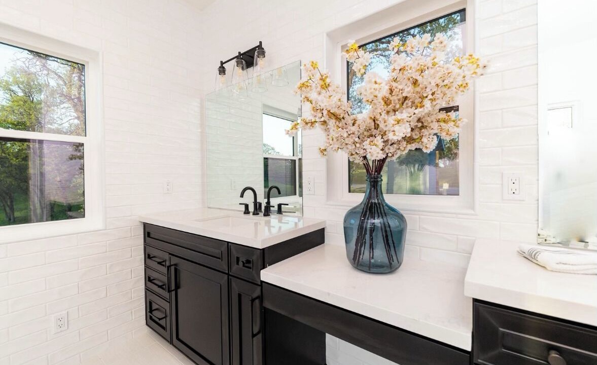 Photo of Bathroom in Red Bluff