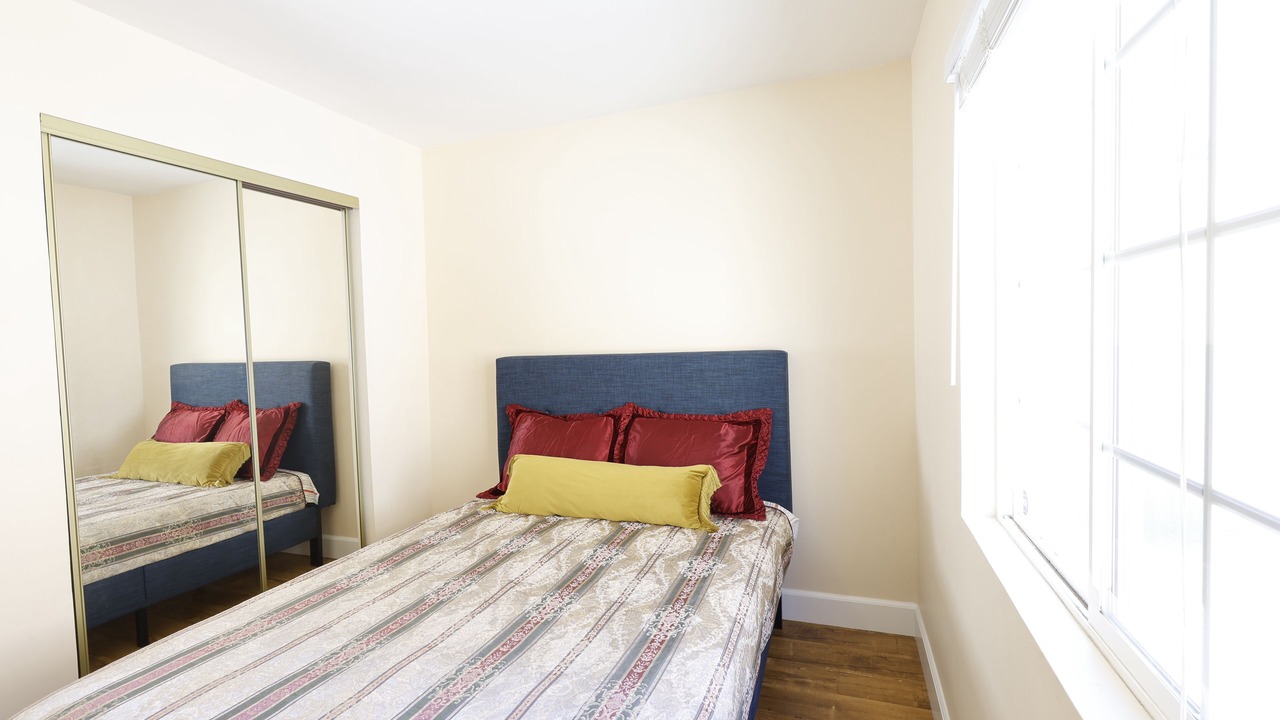 Photo of Bedroom in Northridge
