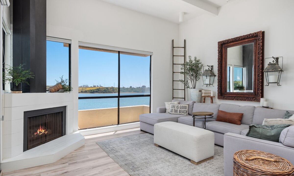 Photo of Livingroom in Carlsbad