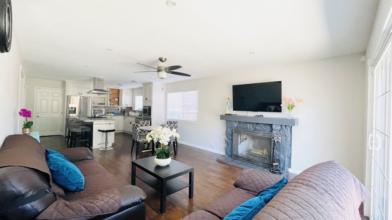 Photo of Livingroom in South San Jose