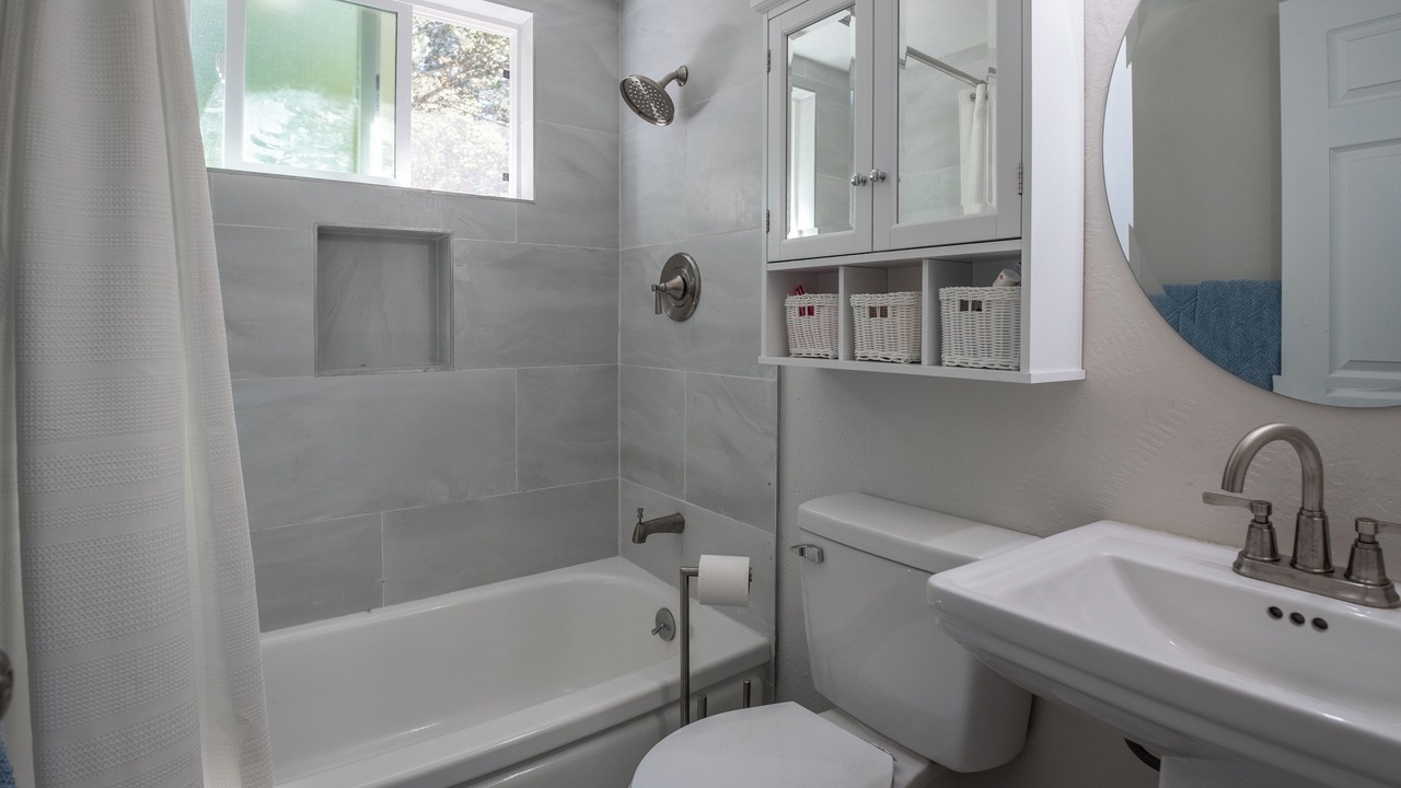 Photo of Bathroom in Glencoe