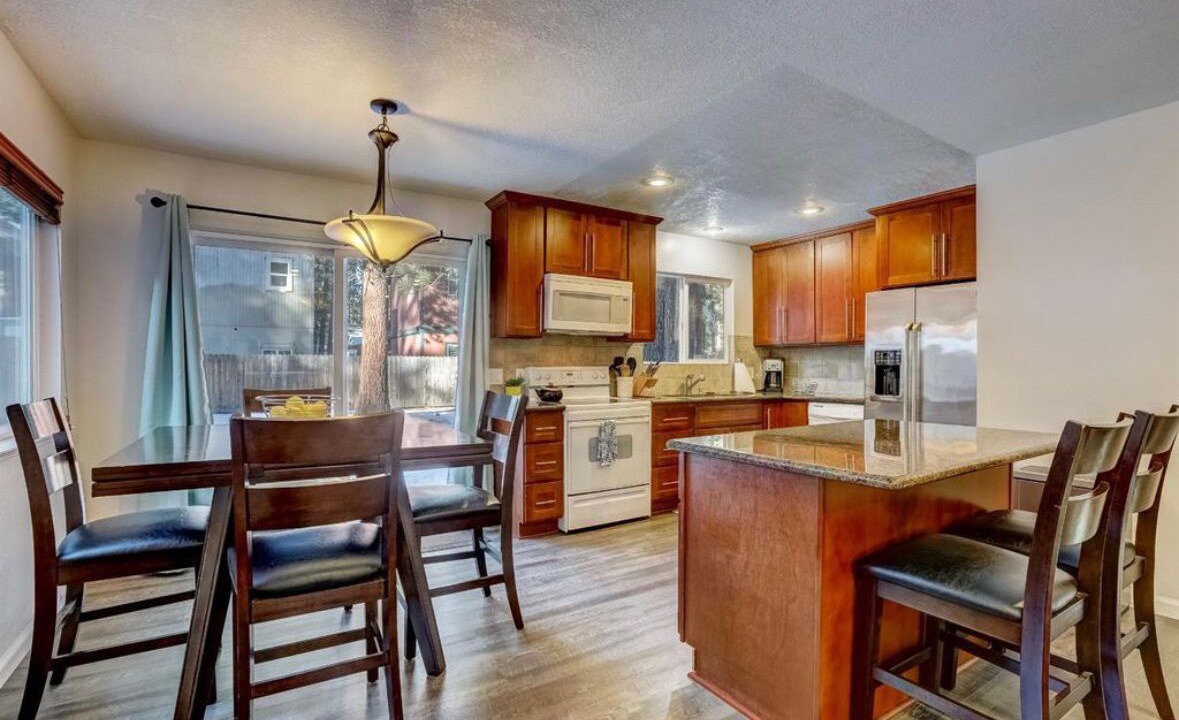 Photo of Kitchen in Al Tahoe