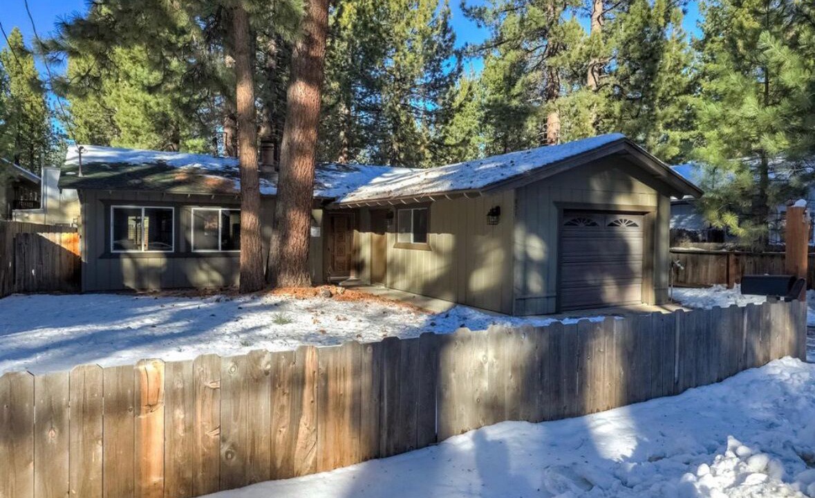 Photo of Outdoor in Al Tahoe