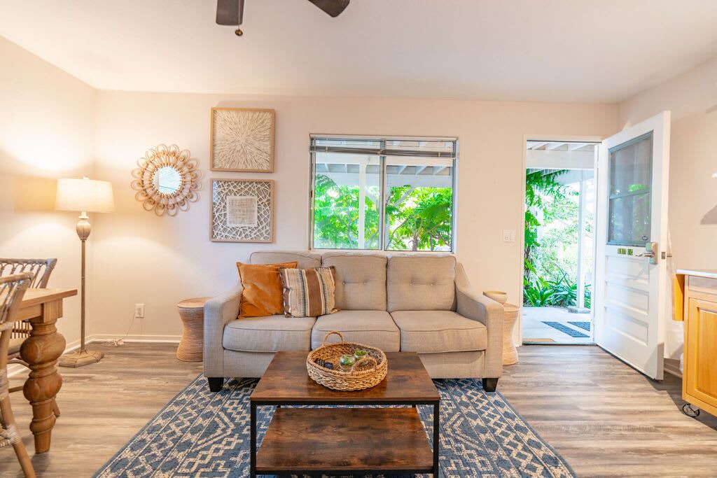 Photo of Livingroom in Village of La Jolla