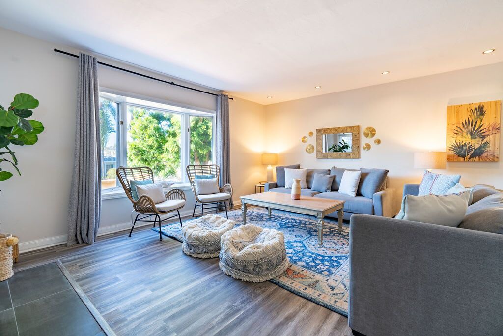 Photo of Livingroom in Village of La Jolla