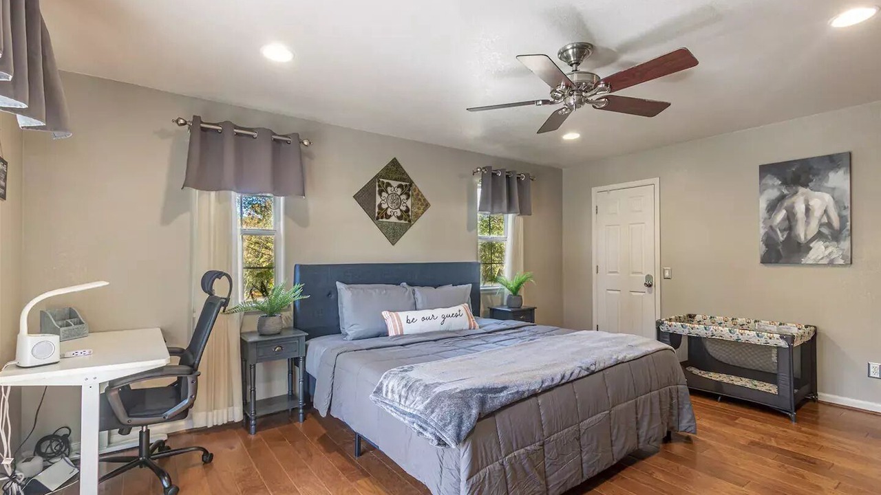 Photo of Bedroom in Coarsegold