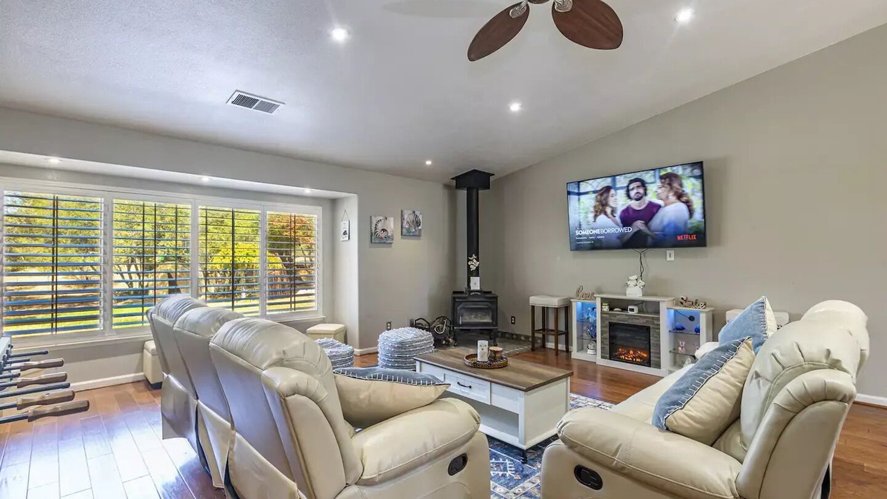 Photo of Livingroom in Coarsegold