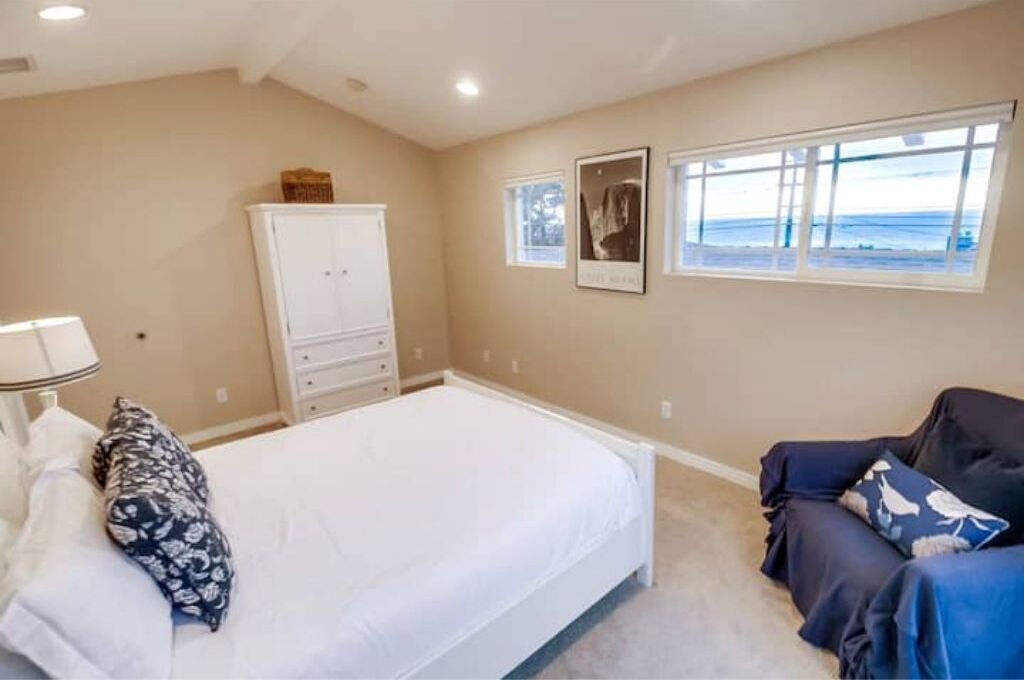 Photo of Bedroom in Sunset Cliffs