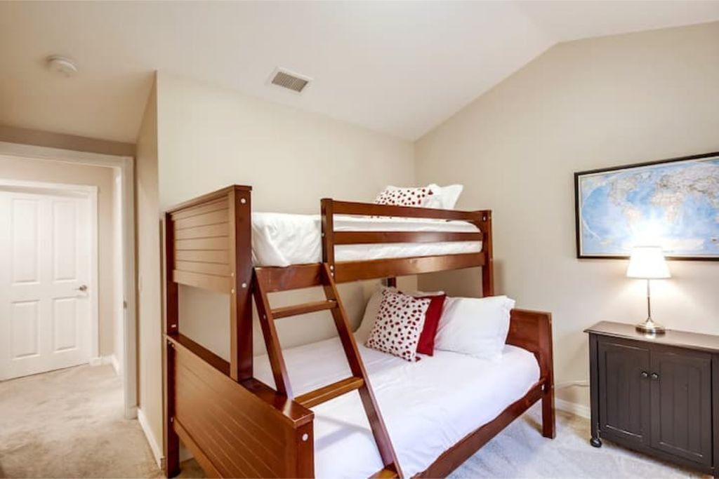 Photo of Bedroom in Sunset Cliffs