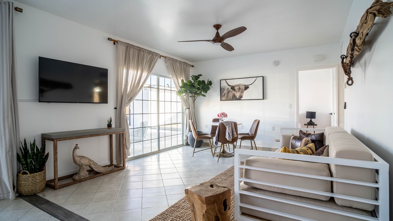 Photo of Livingroom in Desert Hot Springs