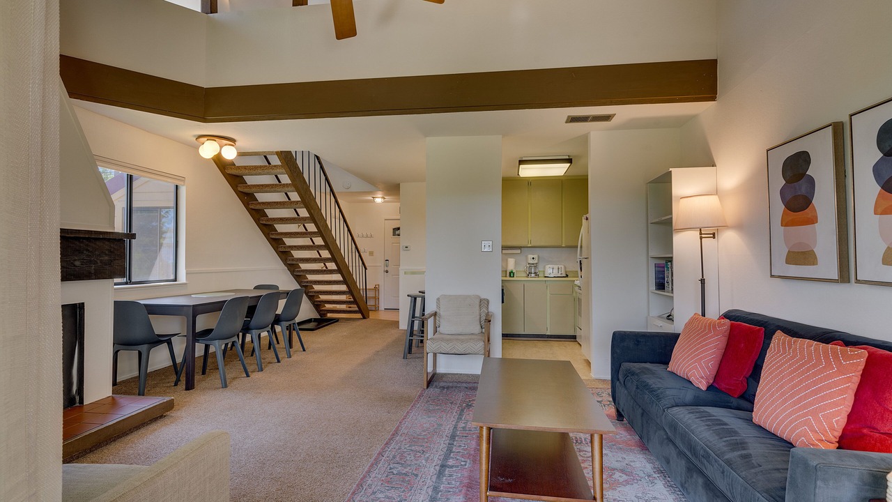 Photo of Livingroom in Carnelian Woods