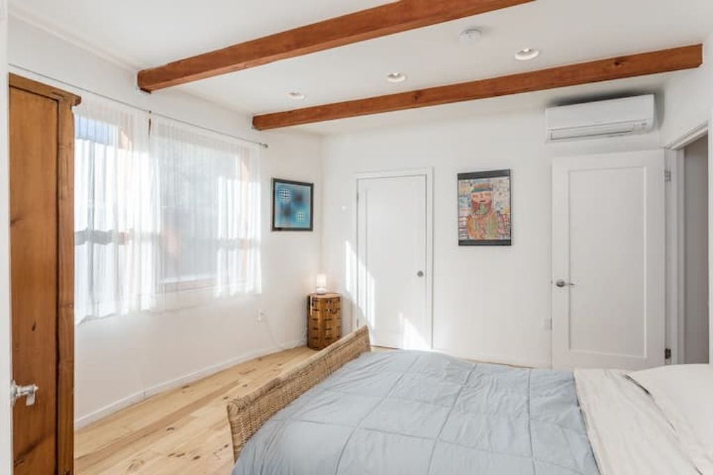 Photo of Bedroom in Alta Sierra