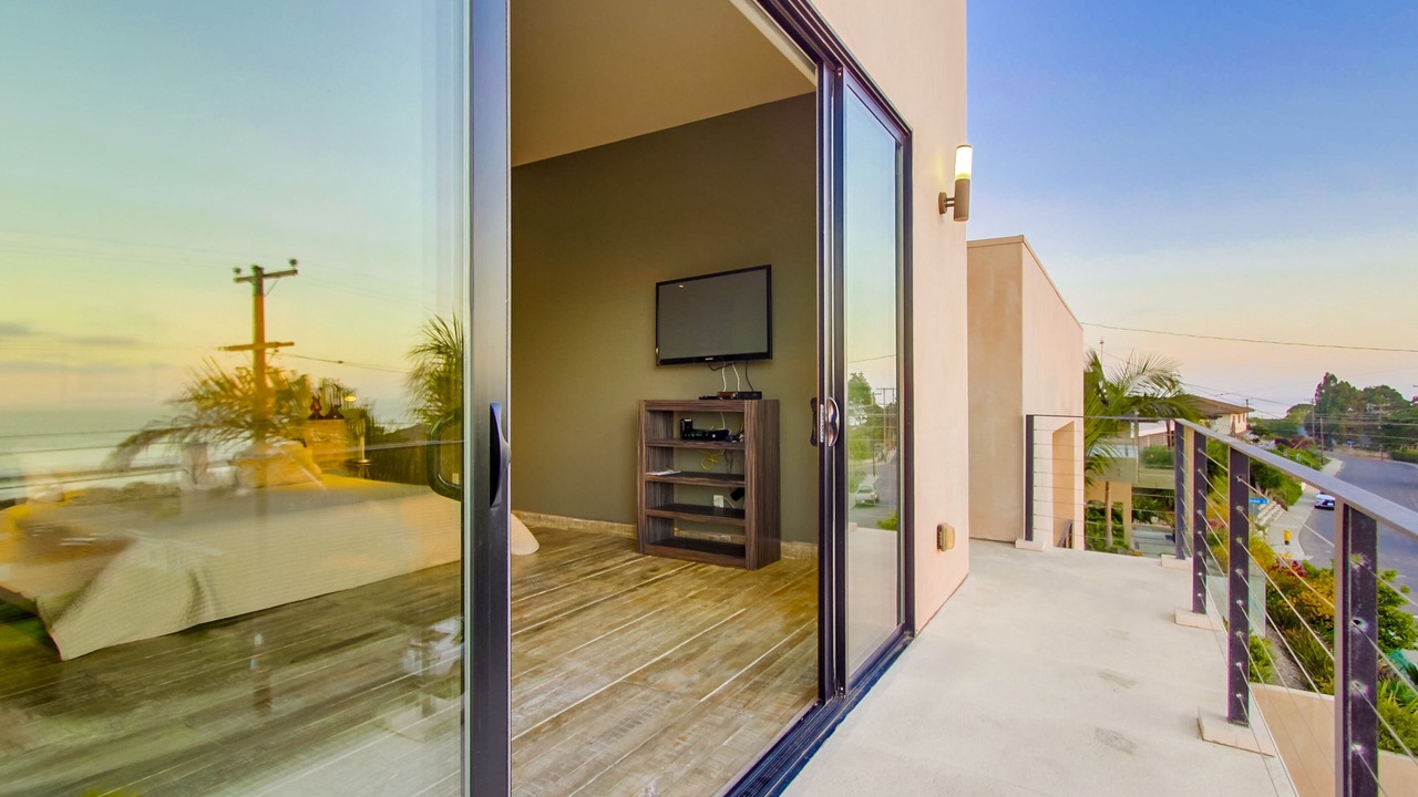 Photo of Bedroom in Sunset Cliffs