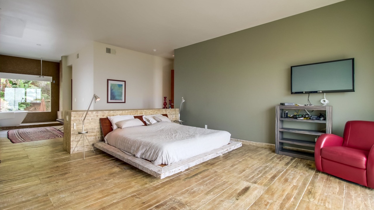 Photo of Bedroom in Sunset Cliffs