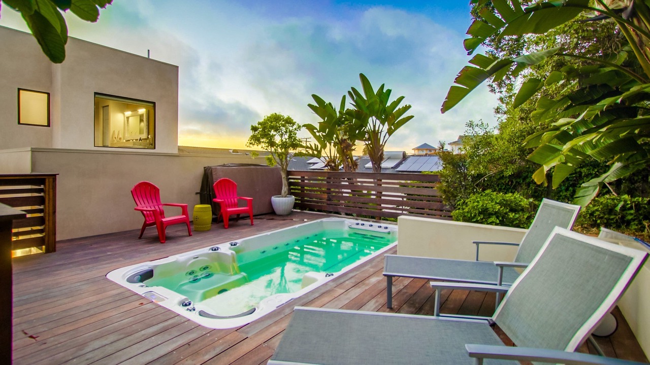 Photo of Patio Balcony in Sunset Cliffs