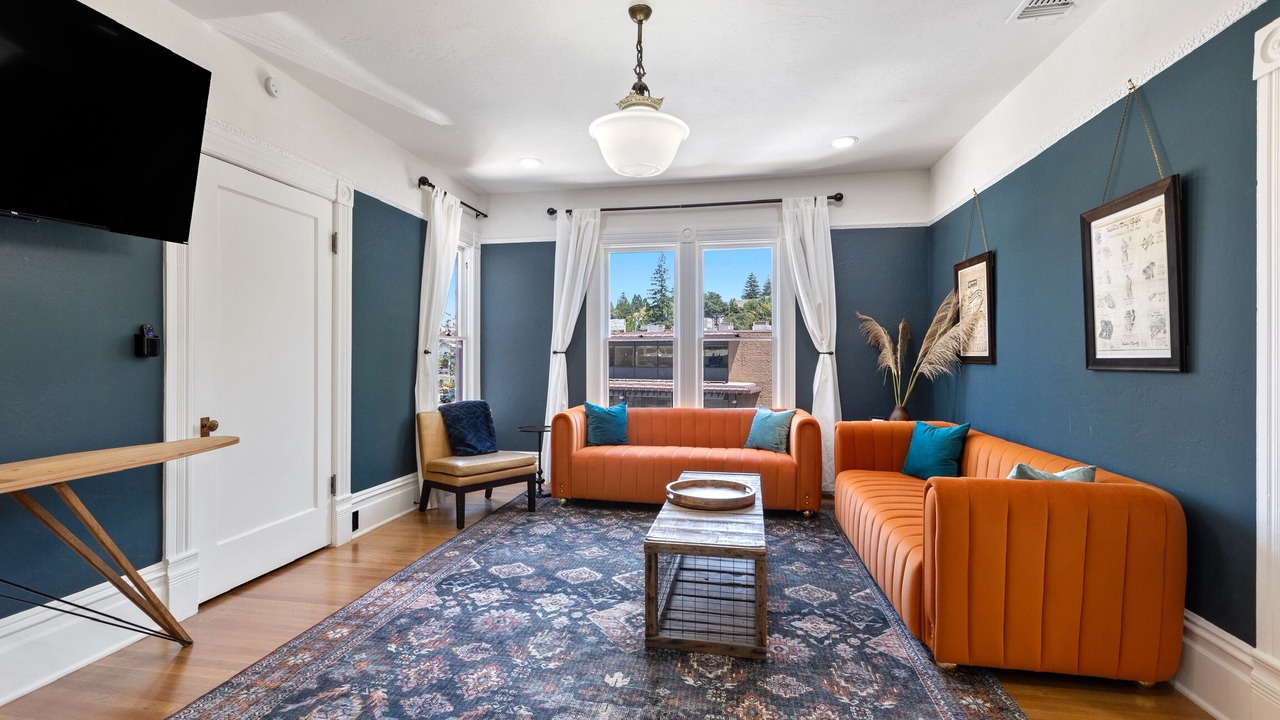 Photo of Livingroom in Auburn