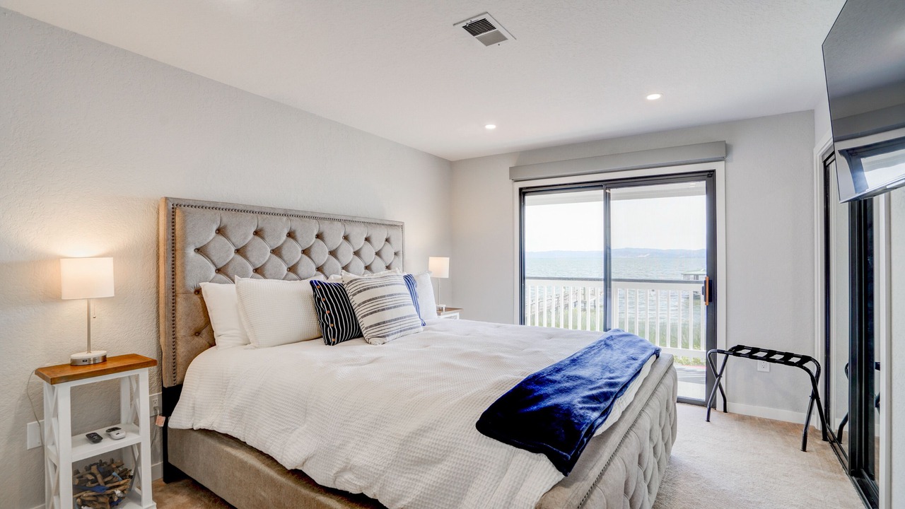 Photo of Bedroom in Upper Lake