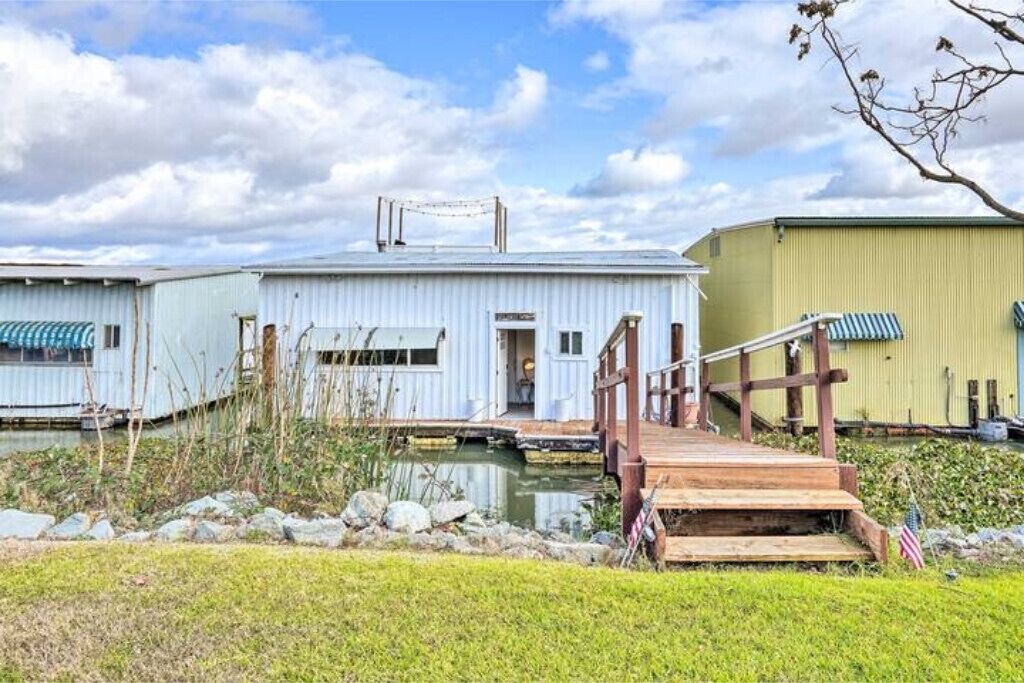Photo of Outdoor in Birds Landing