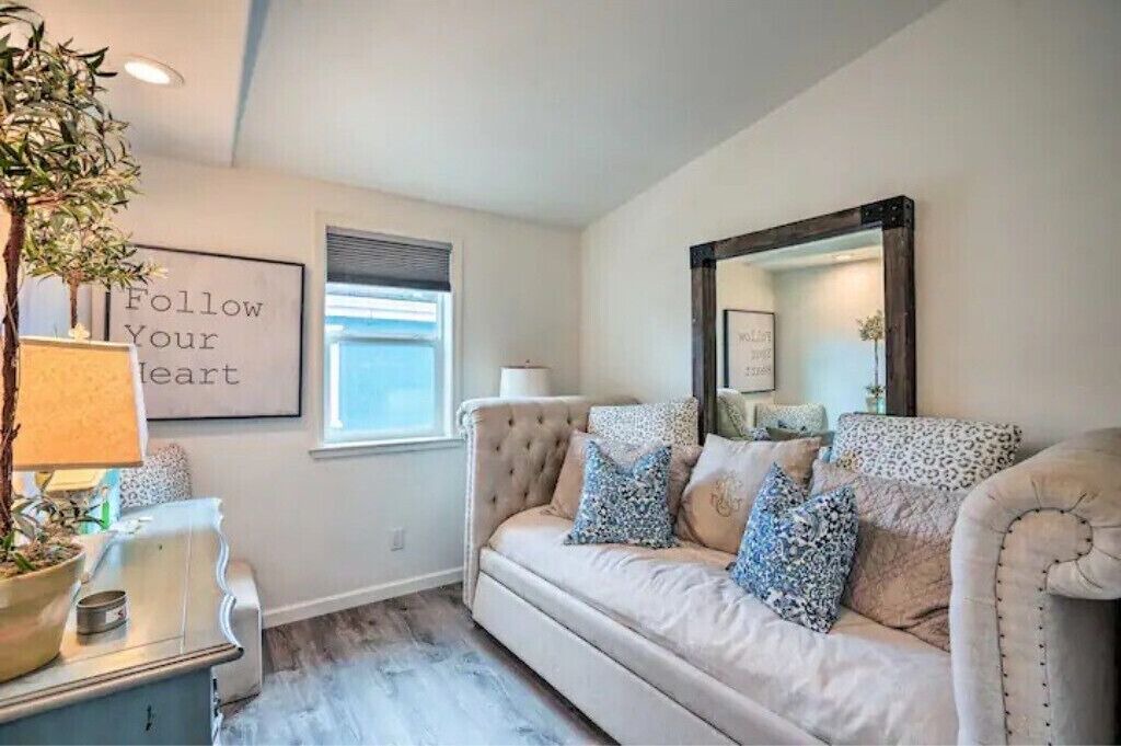 Photo of Livingroom in Birds Landing