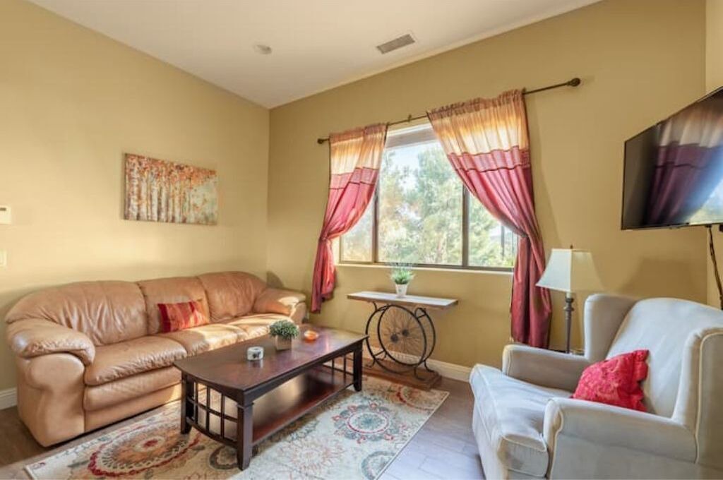 Photo of Livingroom in Escondido