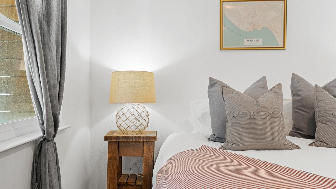 Photo of Bedroom in La Selva Beach