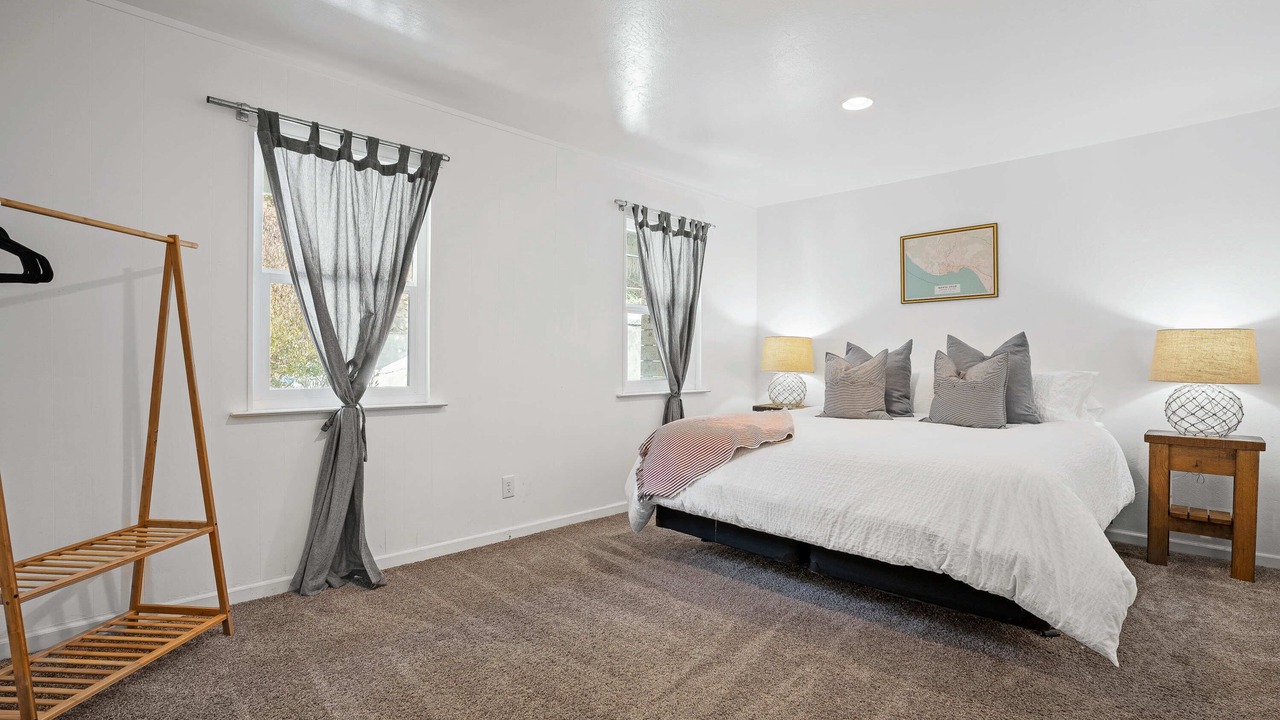 Photo of Bedroom in La Selva Beach