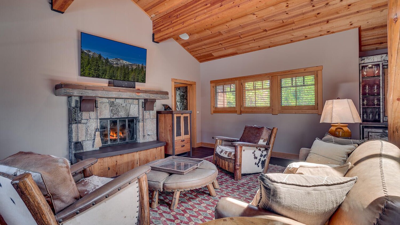 Photo of Livingroom in Olympic Valley