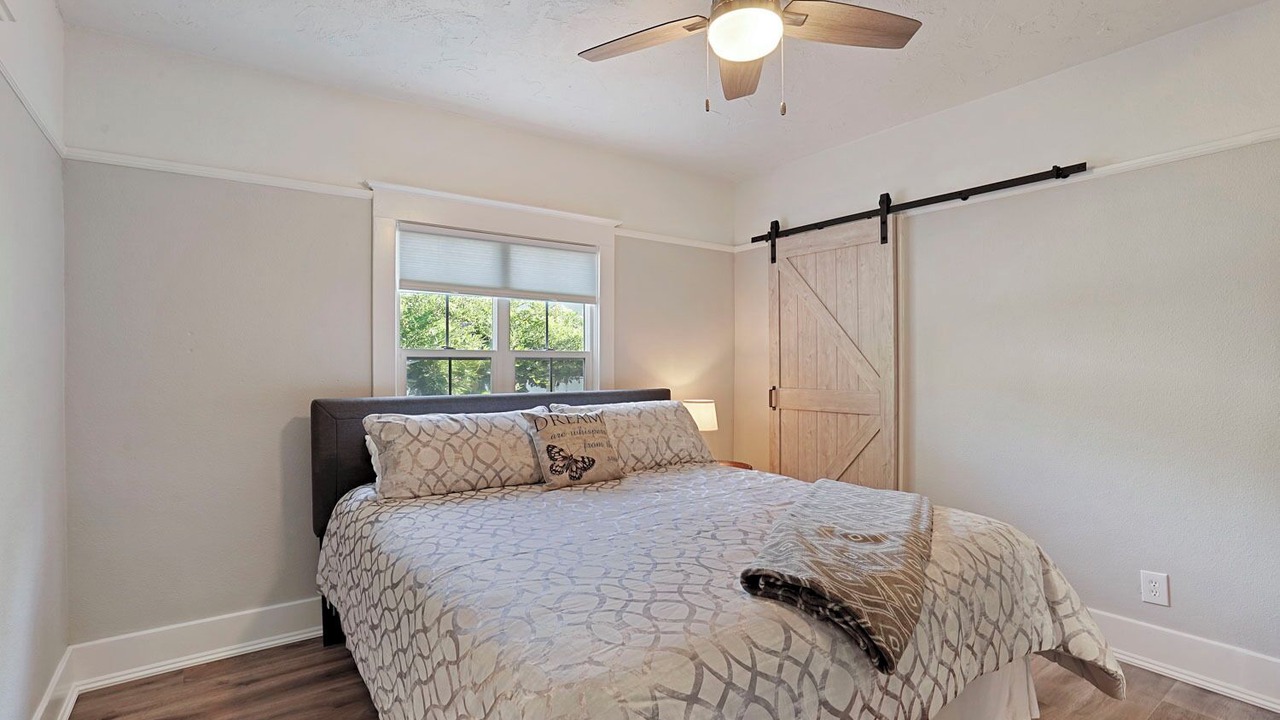Photo of Bedroom in Lodi