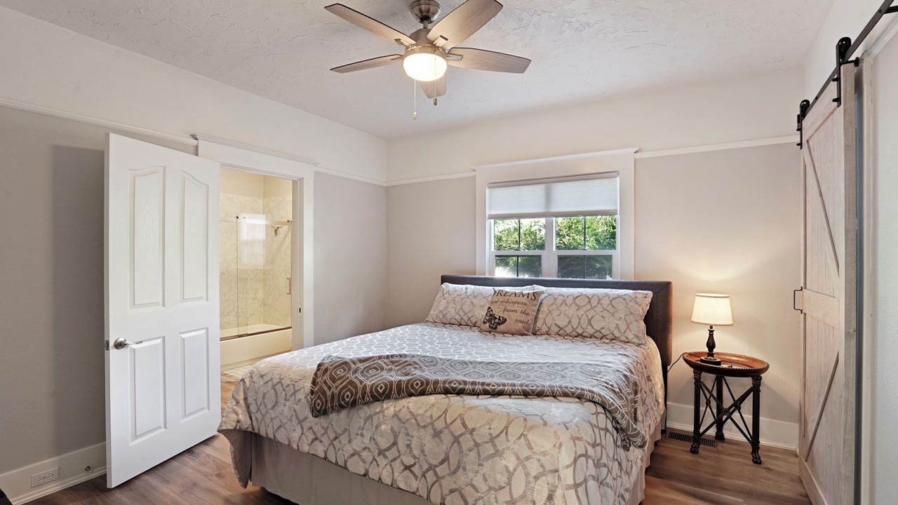Photo of Bedroom in Lodi