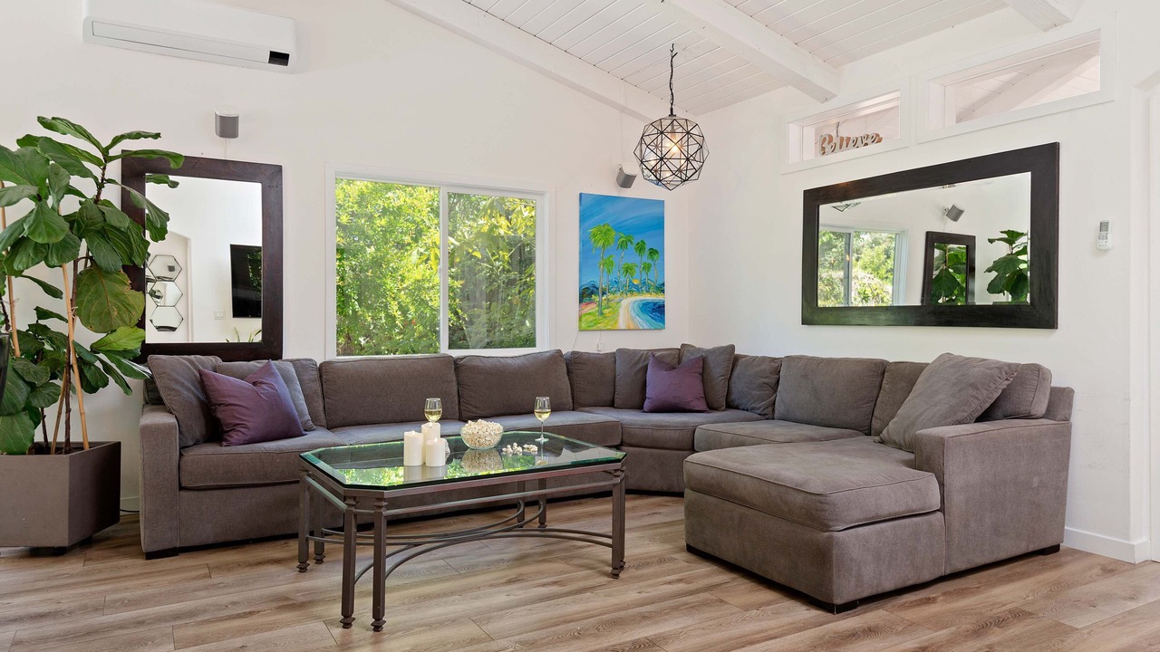 Photo of Livingroom in West Mesa