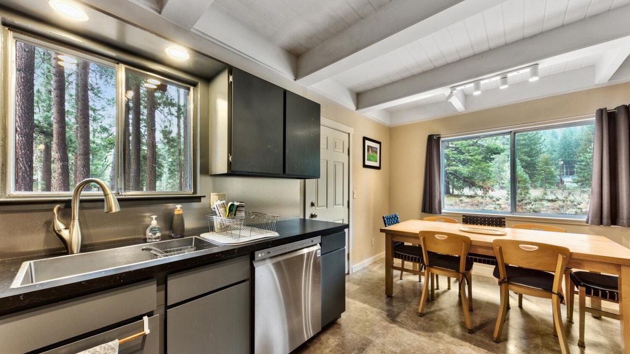 Photo of Kitchen in Christmas Valley
