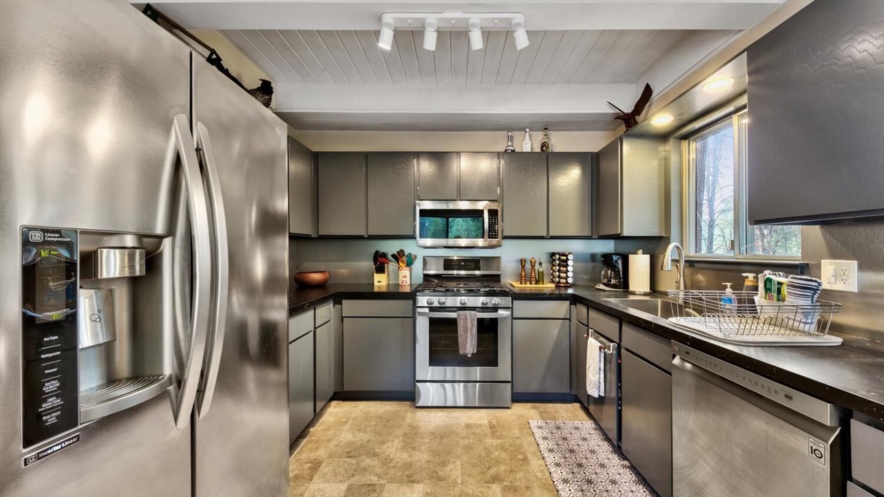 Photo of Kitchen in Christmas Valley