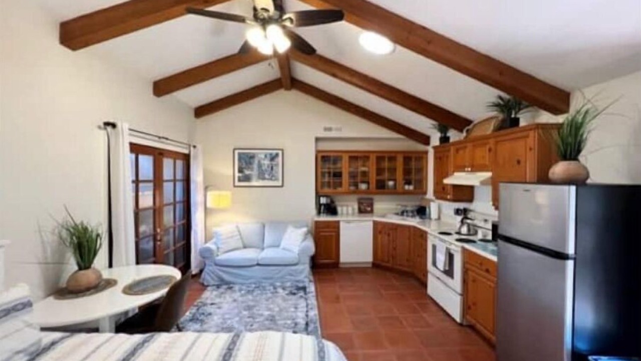 Photo of Bedroom in Alta Mesa