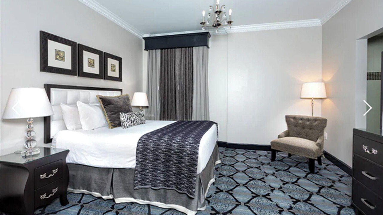 Photo of Bedroom in Theater District