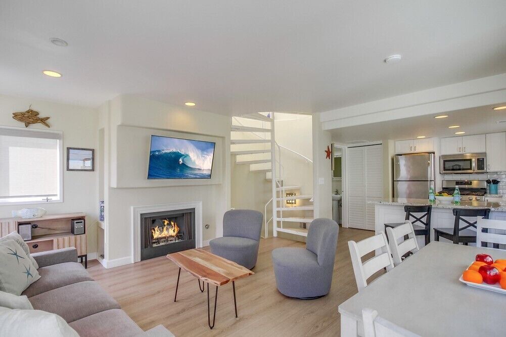 Photo of Livingroom in San Diego