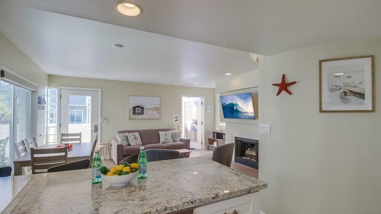 Photo of Livingroom in San Diego