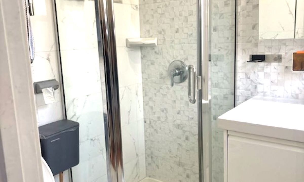 Photo of Bathroom in Horace Mann