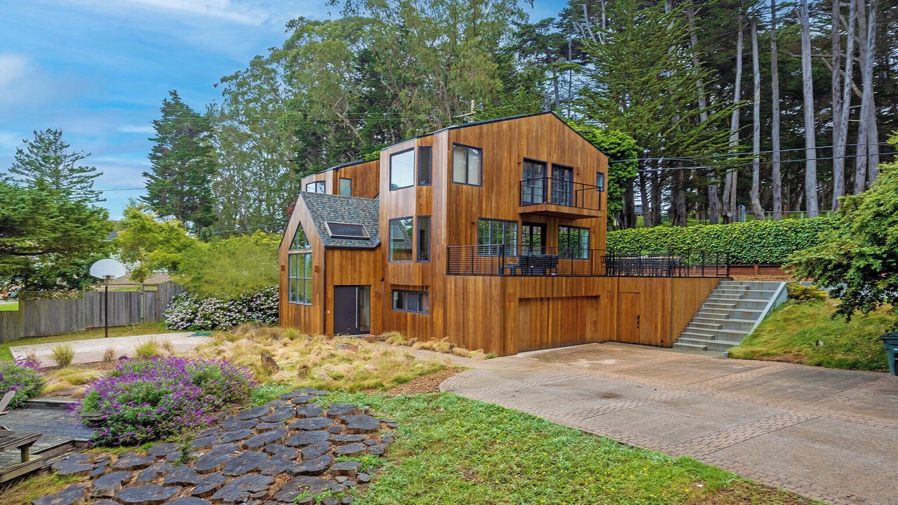 Photo of Outdoor in Montara