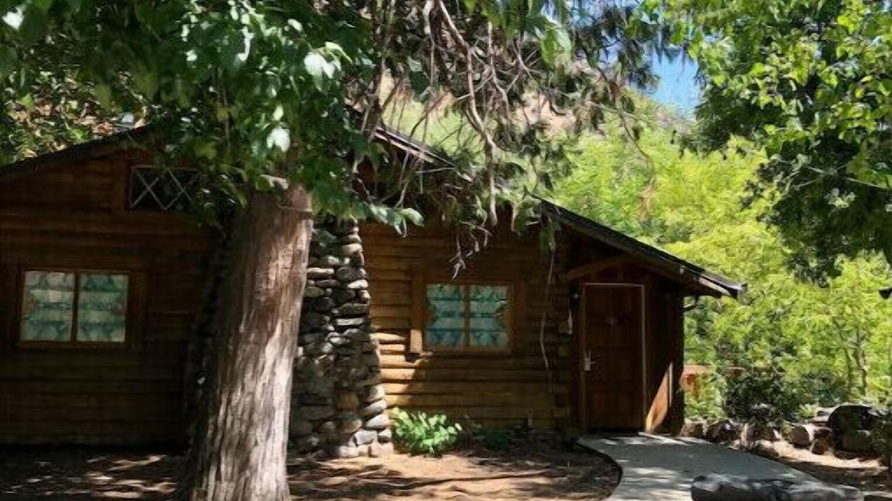 Photo of Outdoor in El Portal