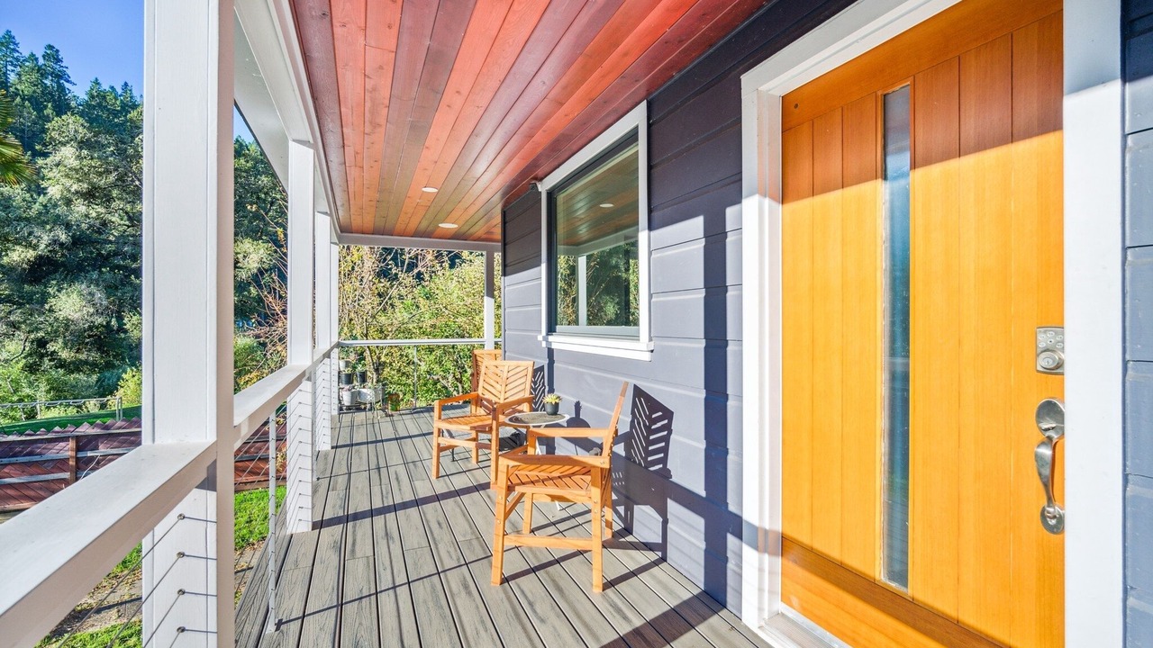 Photo of Patio Balcony in Monte Rio