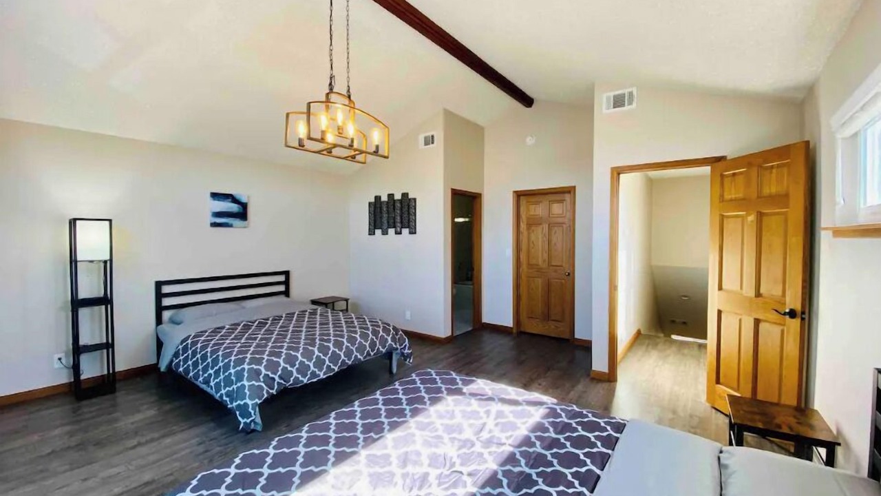 Photo of Bedroom in Newark