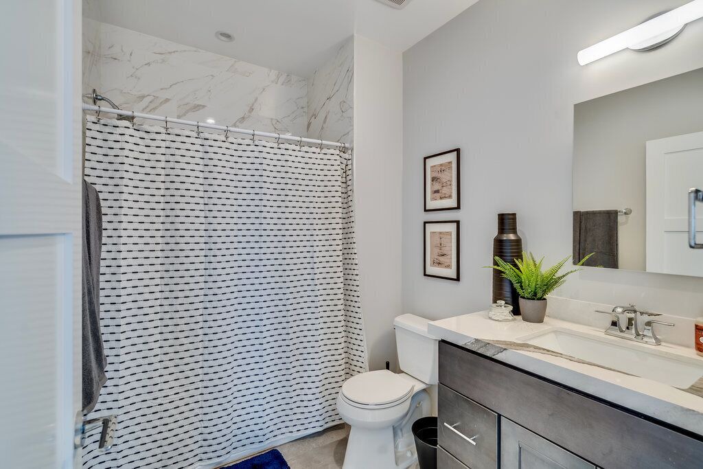 Photo of Bathroom in Little Italy