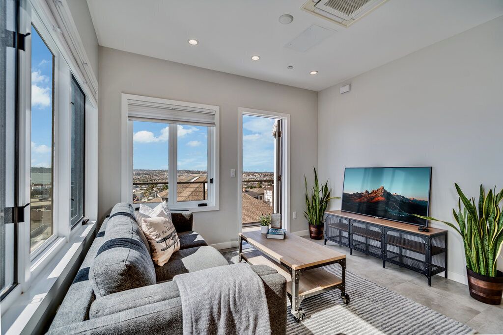 Photo of Livingroom in Little Italy