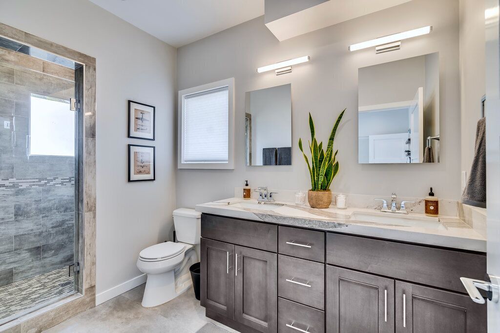 Photo of Bathroom in Little Italy