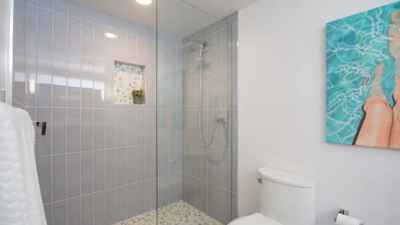 Photo of Bathroom in Magnesia Falls Cove