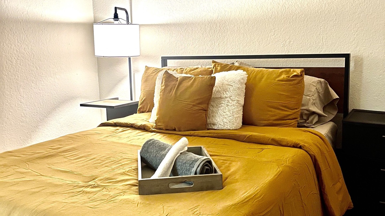 Photo of Bedroom in Arden-Arcade